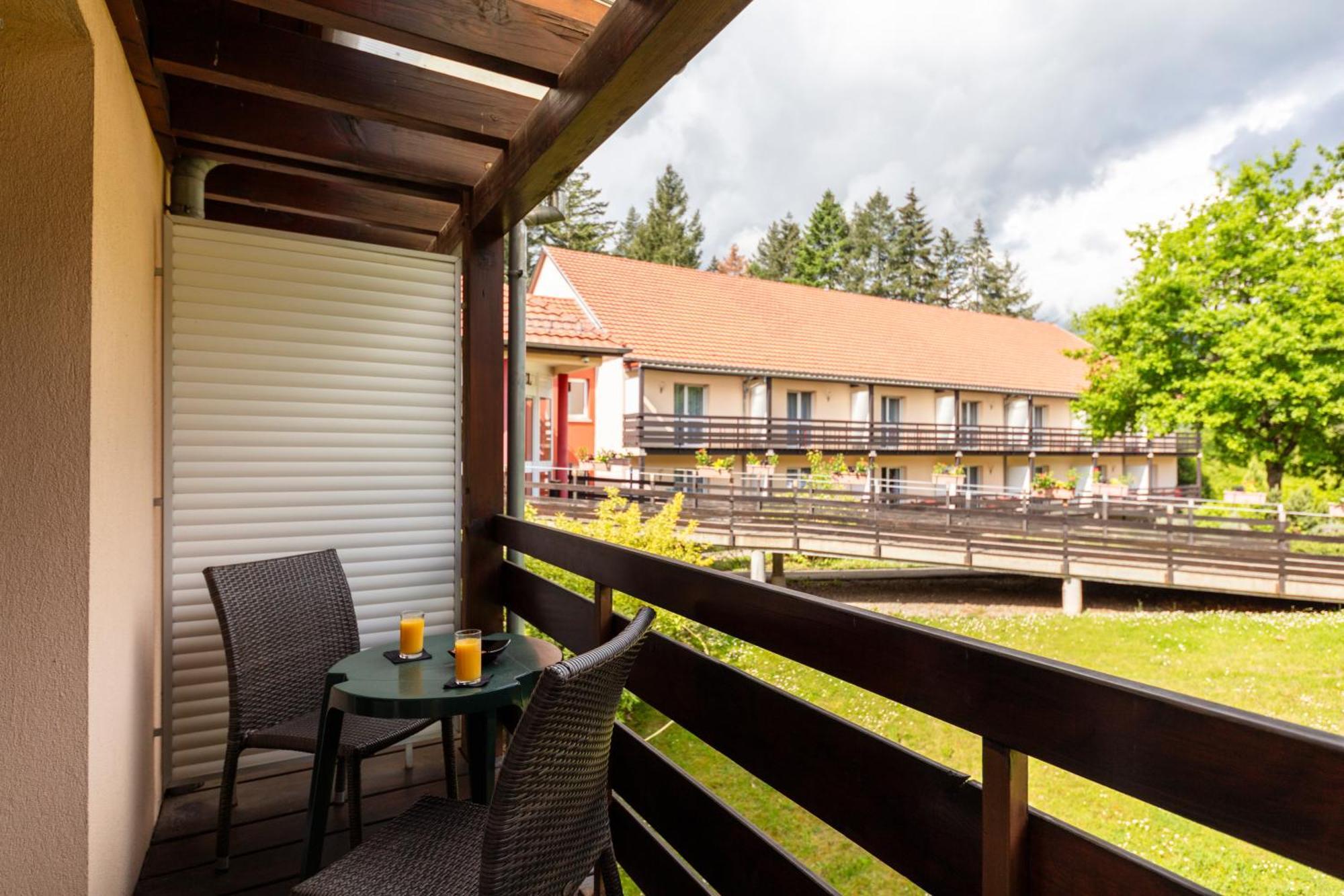 Hotel Restaurant La Vallee Noble, Proche Eguisheim Colmar Сульцмат Экстерьер фото